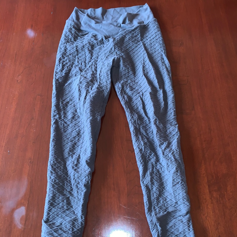 Scrunch butt leggings